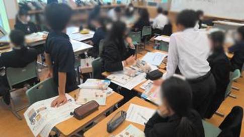 図書館でパソコンを使っている男性

AI 生成コンテンツは誤りを含む可能性があります。