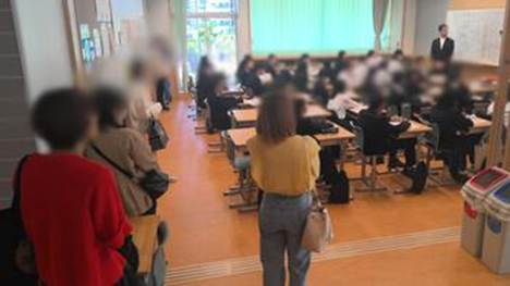 部屋に集まっている子供たち

AI 生成コンテンツは誤りを含む可能性があります。