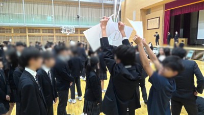 6e922220-ccac-46ef-aed6-466d02a15c26